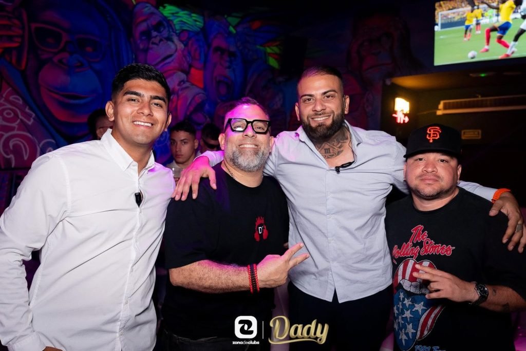 Ambiente de Discoteca Dady