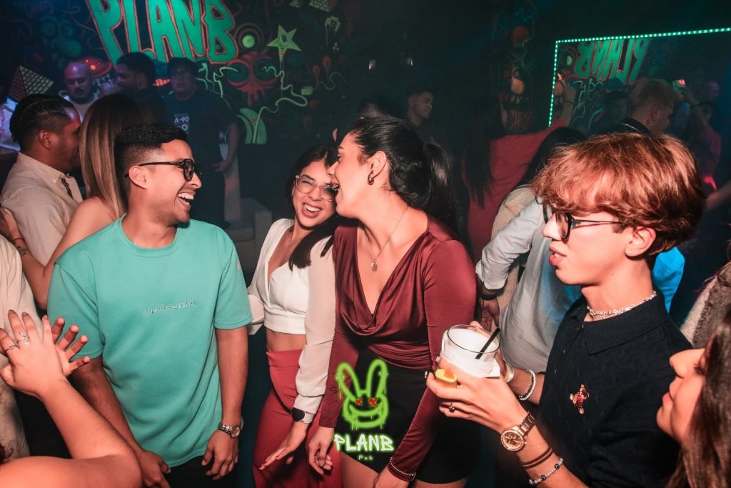 Ambiente de Plan B Pub